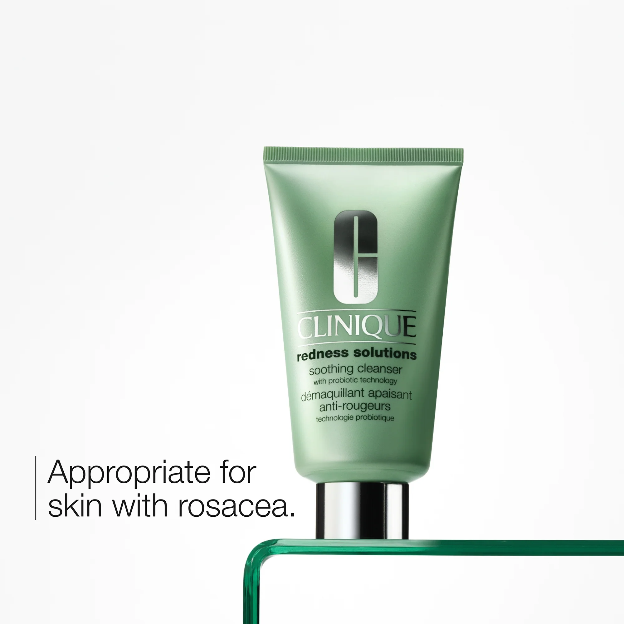 Clinique Redness Solutions Soothing Cleanser 150ml - Image 2
