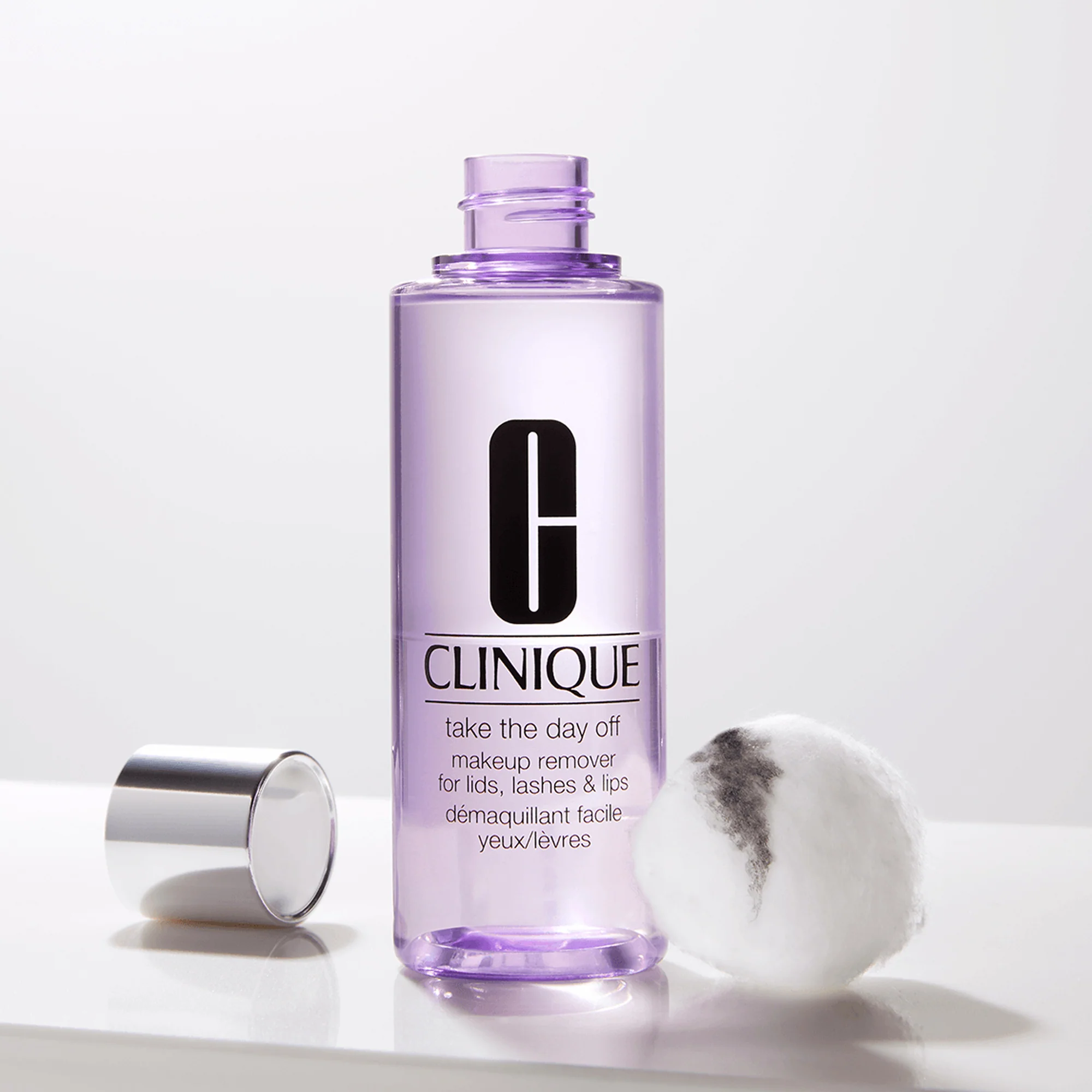 Clinique Take The Day Off Lids Lashes and Lips Makeup Remover 125ml - Image 3