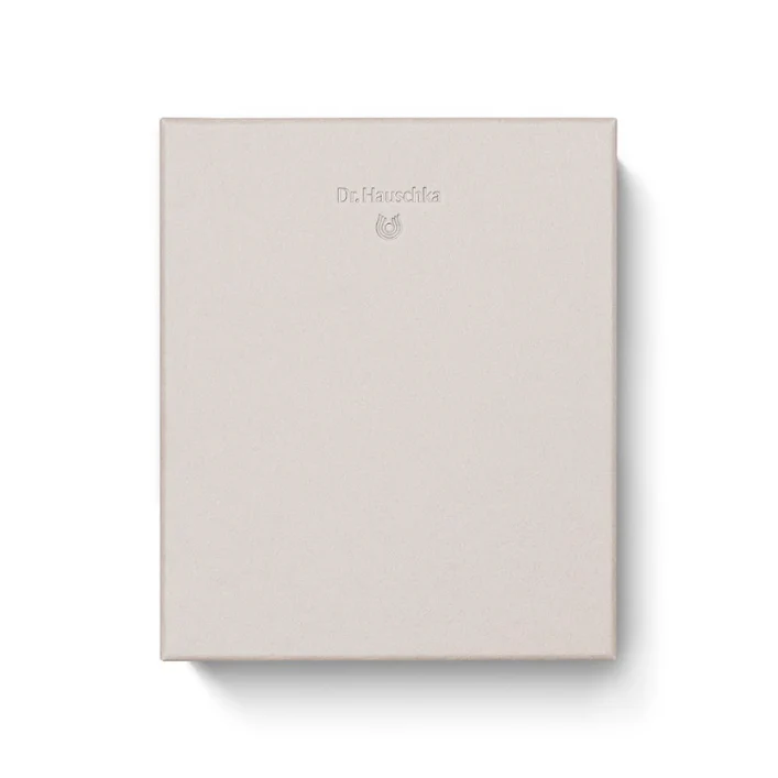Dr. Hauschka Regenerating Day Cream Warm Glow Pack - Image 5