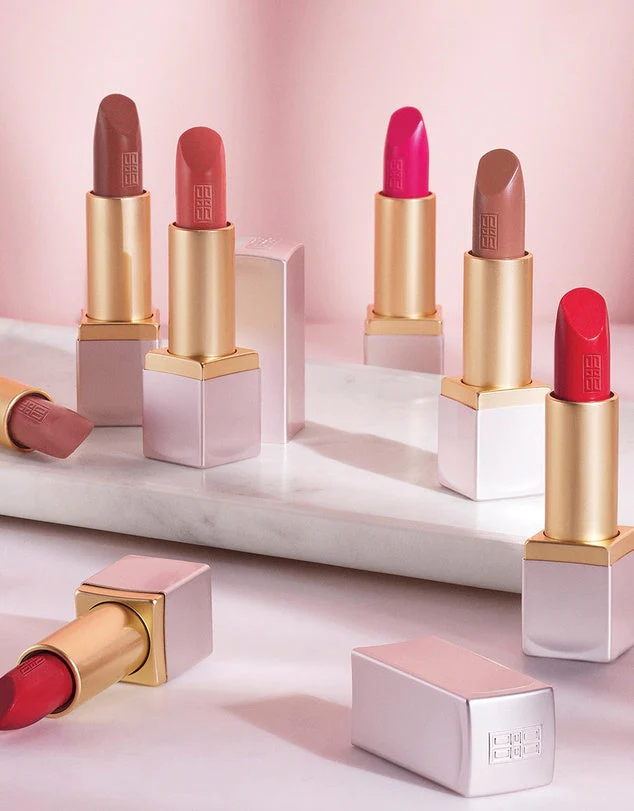 Elizabeth Arden Lip Color Lipstick - Image 2