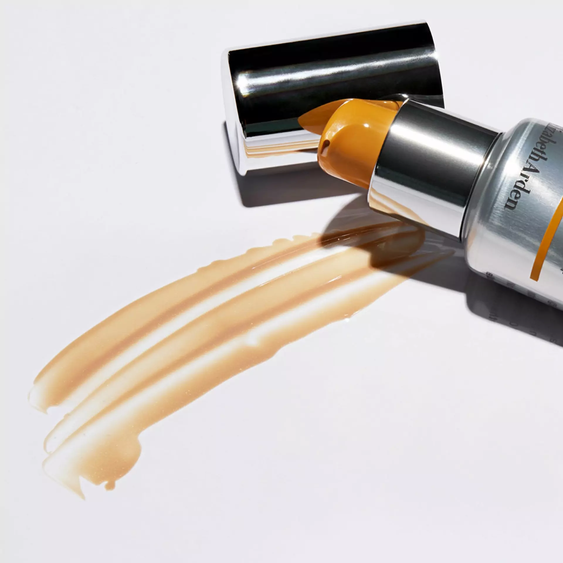 Elizabeth Arden PREVAGE City Smart with Sunscreens Hydrating Shield 40ml - Image 3