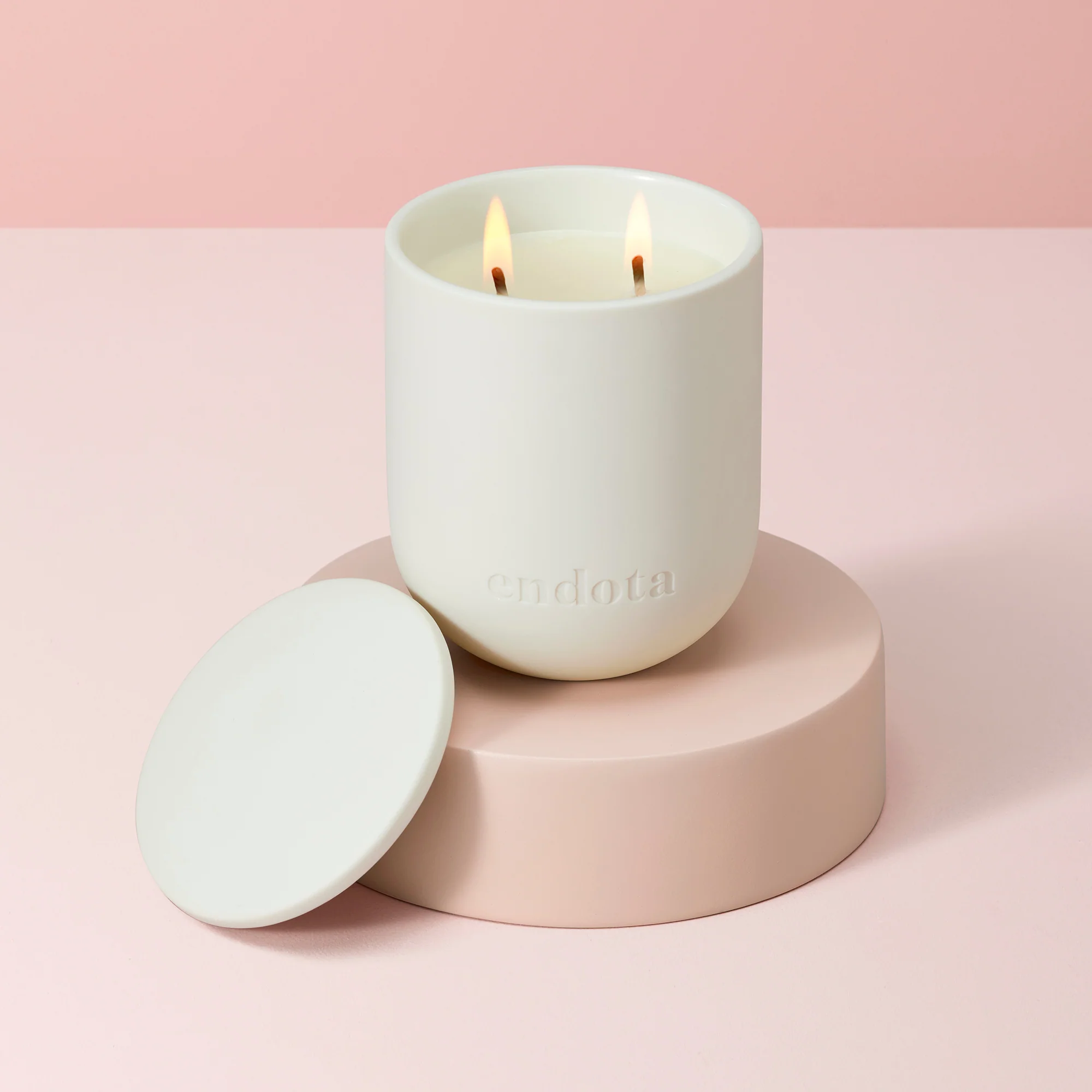 endota Signature Blend Soy Candle 515g - Image 3