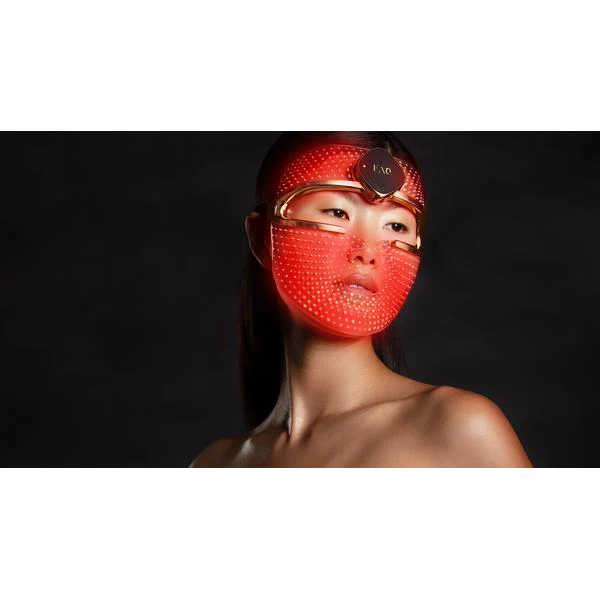 FOREO FAQ 202 LED Face Mask - Image 5