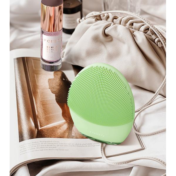 FOREO LUNA 4 Combination Skin - Image 6
