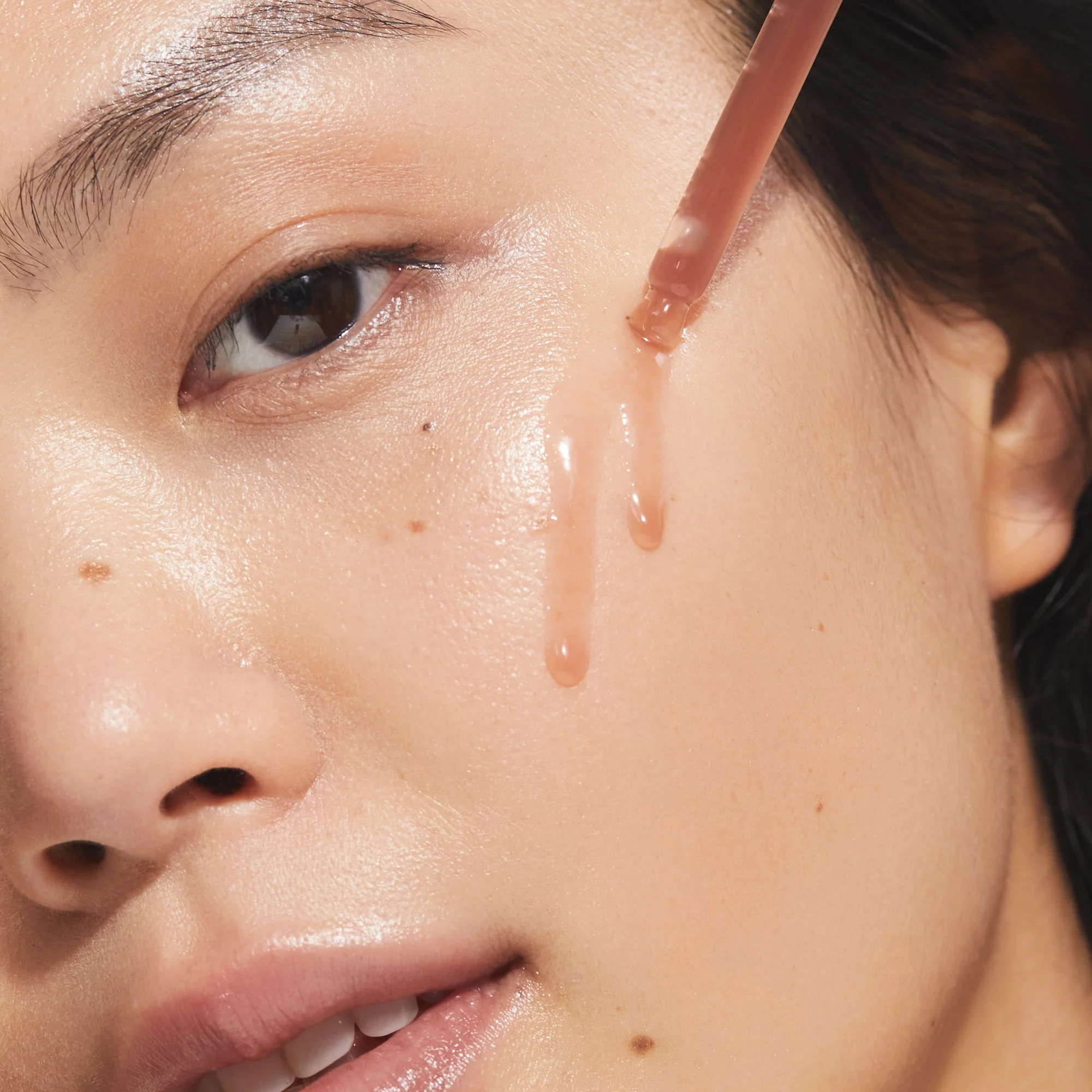 KORA Organics Turmeric Glow Drops Niacinamide Alternative Serum 10ml - Image 5
