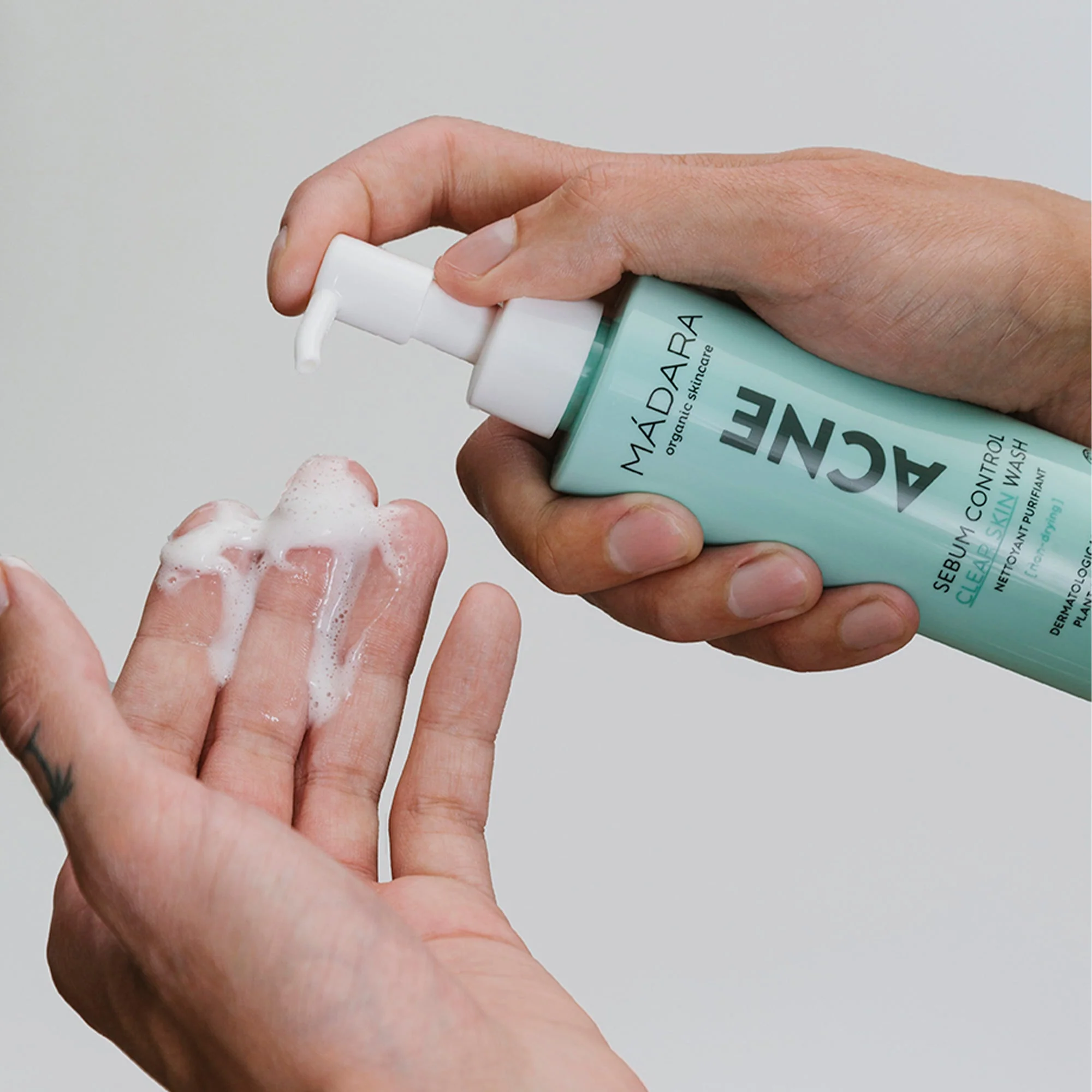 Madara Acne Sebum Control Clear Skin Wash 140ml - Image 2