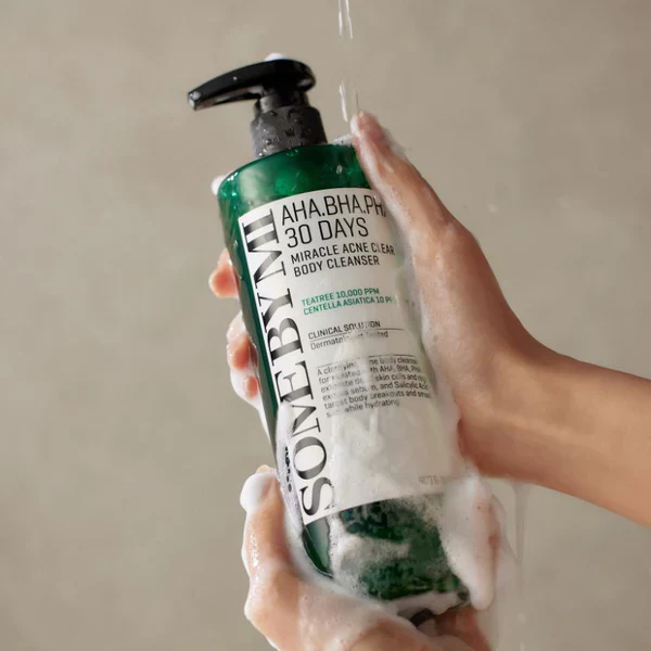SOME BY MI AHA BHA PHA 30 Days Miracle Acne Clear Body Cleanser 400g - Image 2